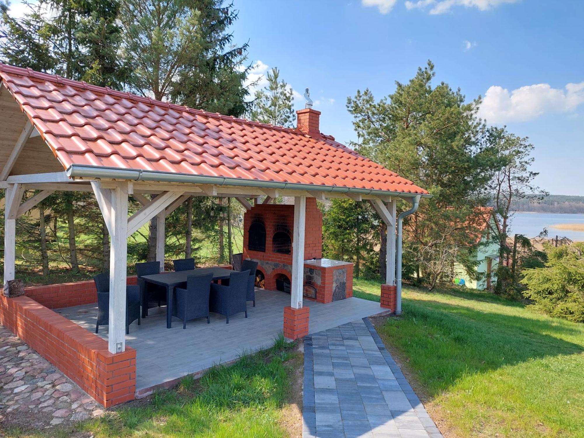 Posiadlosc Nad Zatoka リン エクステリア 写真